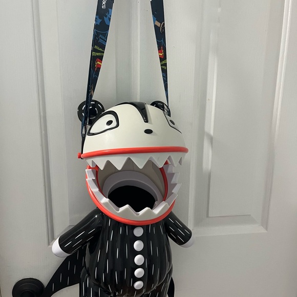 Walt Disney World Popcorn Bucket Jack Skelton - Picture 3 of 5